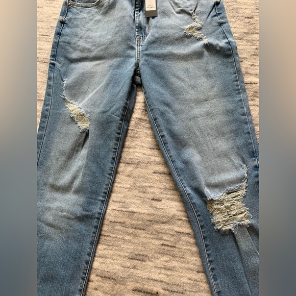 Fashion Nova Sneaking about Skinny Stretch Jeans - Picture 4 of 10